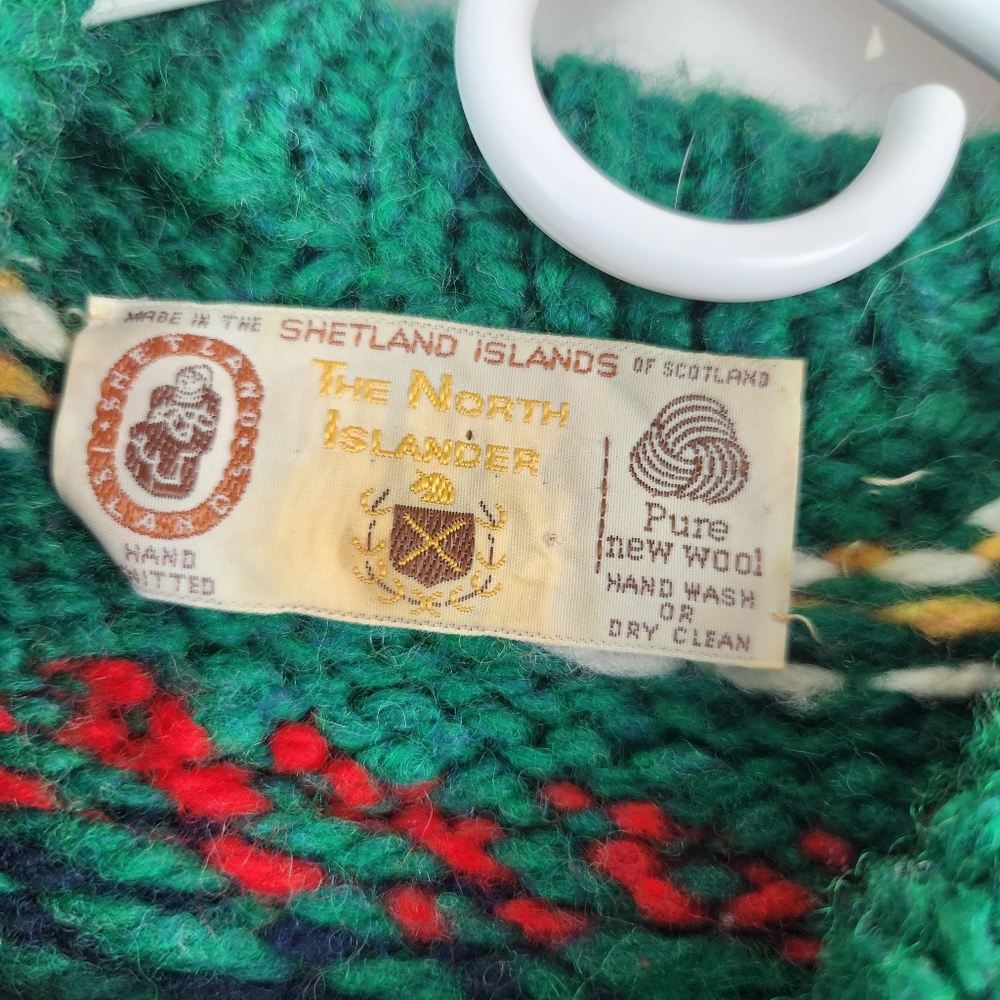 Vintage 60s The North Islander Wool Handknit Fair Isle Sweater - Picture 3 of 3